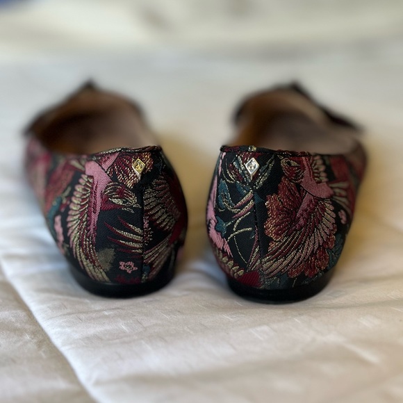 SAM EDELMAN Rochester Black Multicolour Majestic Bird Jacquard Loafer Size 7.5 - Picture 6 of 15